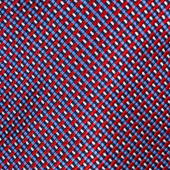 Tommy Hilfiger red white and blue 100% silk neck tie made in the USA - Picture 2 of 5